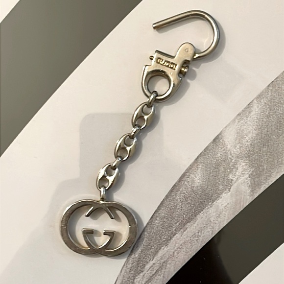 Gucci Key Chain ⛓️‍💥 Bag Charm - Picture 1 of 4